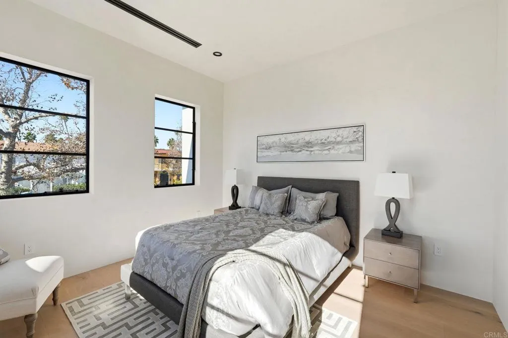 160 N Stanley Drive, Beverly Hills, California 90211 home-pic-37